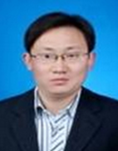 秦伟平